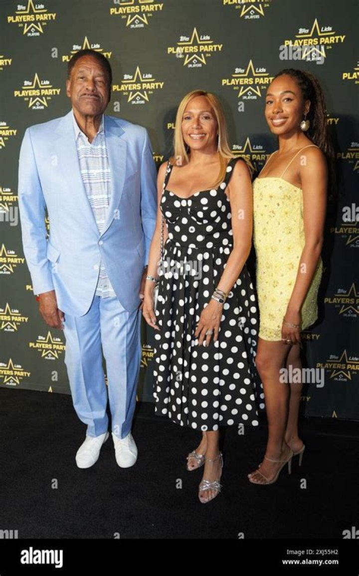 AGT: Who Is Mike E. Winfield Wife Kisha? Kids Family And Net Worth