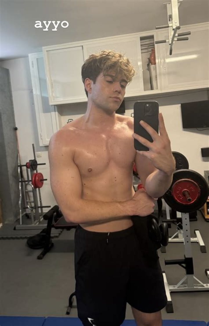 Benji Krol Leaked Snapchat Vid, Shirtless, Height, Age (TikTok)