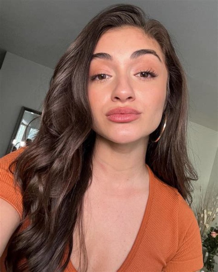 Brenda Raquel Wikipedia, Age, Biography, Height, Boyfriend, Instagram