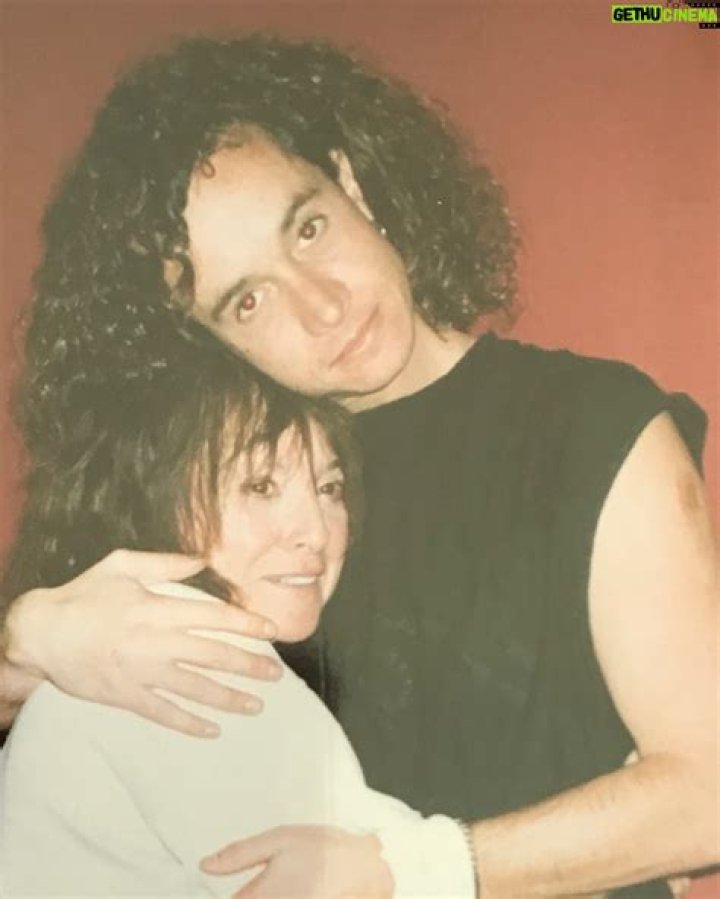 Pauly Shore Wiki, Bio,Dead Age, Parents, Gay, Son in Law, and Net Worth